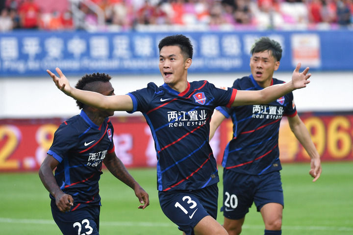 LNG赛后群访GALA：14.4应该要很多ad ban完，才有机会看到卡莎