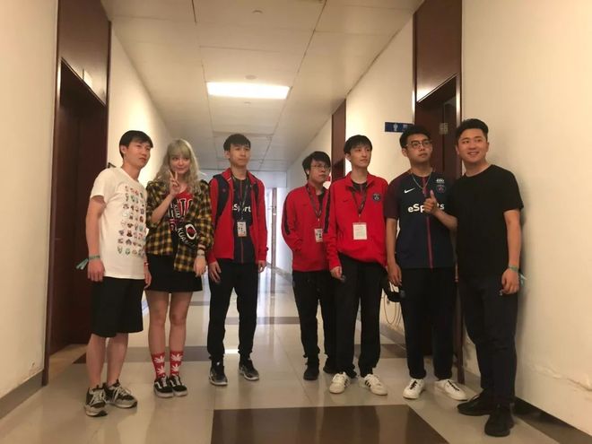 WBG分享出征照片：当以勇行己路，无惧挑战，此志唯赢！